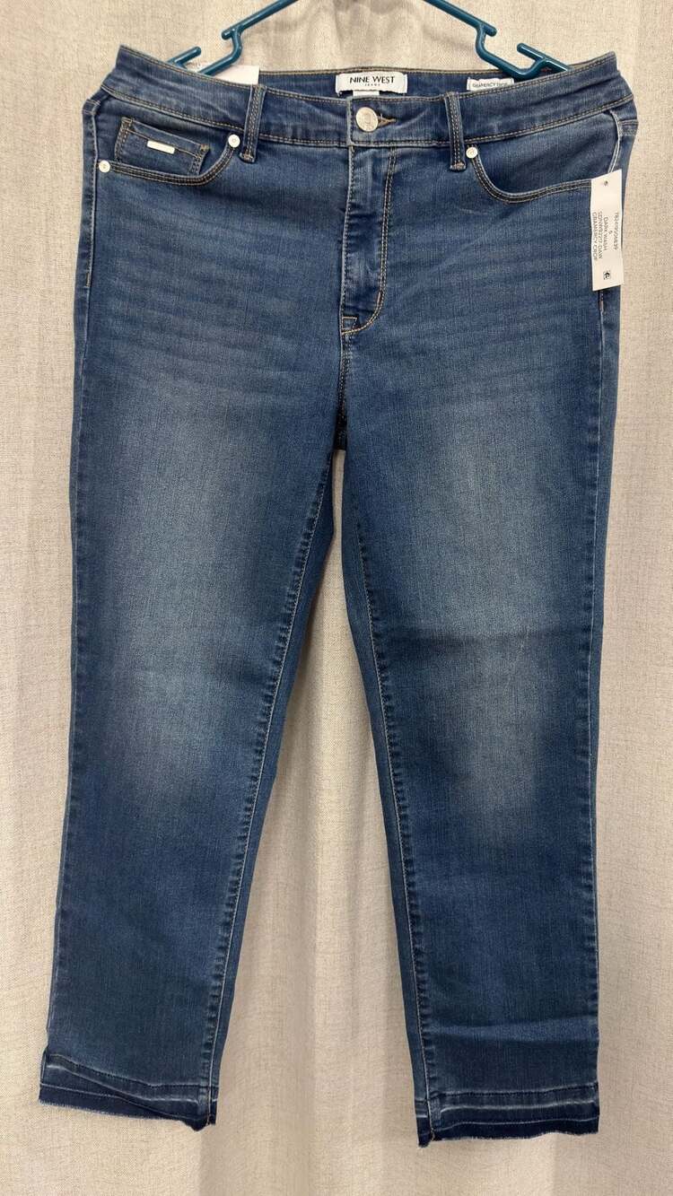 Nine West Gramercy Crop Slim Fit Soft Touch Denim Jeans Size 6